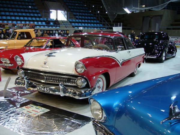 car show joensuu museums hill 052 (800 x 600)